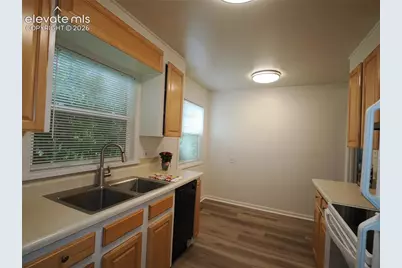722 N Thirty First Street, Colorado Springs, CO 80904 - Photo 23
