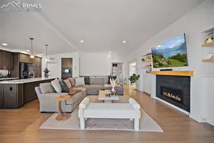 6518 Cumbre Vista Wy, Colorado Springs, CO 80924 - Photo 9