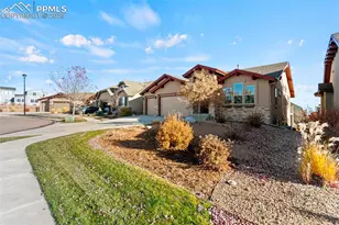 6217 Radiant Sky Ln, Colorado Springs, CO 80924 - Photo 3