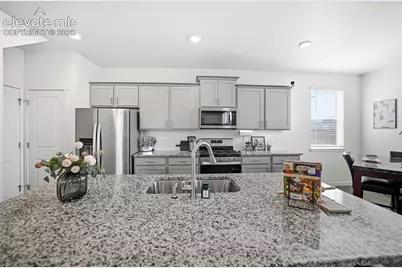 10152 Castor Drive, Colorado Springs, CO 80925 - Photo 15