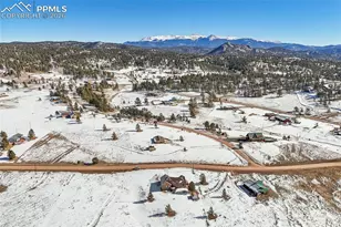 573 Empire Rd, Florissant, CO 80816 - Photo 3