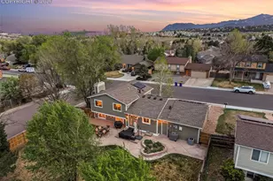230 Saddlemountain Rd, Colorado Springs, CO 80919 - Photo 3