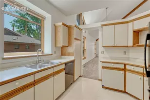 2338 Wood Ave, Colorado Springs, CO 80907 - Photo 9