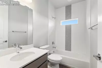 13369 Crooked Hill Drive, Peyton, CO 80831 - Photo 17