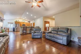 135 Cirrus Ct, Woodland Park, CO 80863 - Photo 17
