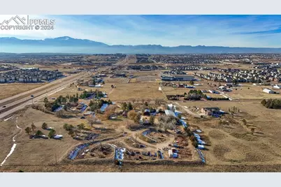 7615 Maverick Road, Colorado Springs, CO 80908 - Photo 7