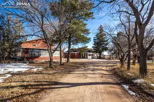 7615 Maverick Rd, Colorado Springs, CO 80908 - Photo 3