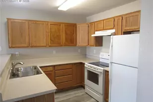 331 Trapper Ln, Fountain, CO 80817 - Photo 5