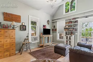 909 Osage Ave, Manitou Springs, CO 80829 - Photo 11