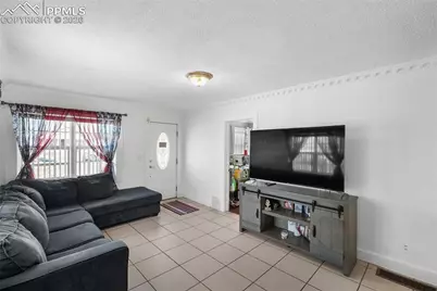 2034 E 11th Street, Pueblo, CO 81001 - Photo 7