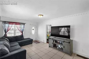 2034 E 11th St, Pueblo, CO 81001 - Photo 7