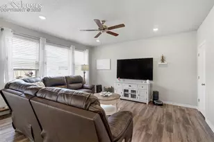 8101 Goldenray Pl, Colorado Springs, CO 80908 - Photo 9