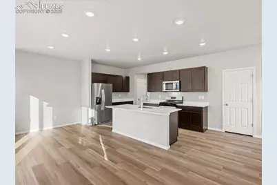 10743 Rolling Ranch Drive, Peyton, CO 80831 - Photo 5