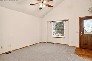 2960 Frazier Ln, Colorado Springs, CO 80922 - Photo 5