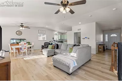 7152 Cliffrose Drive, Colorado Springs, CO 80925 - Photo 5