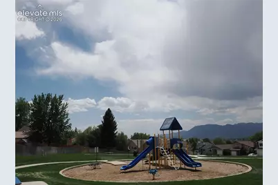 2635 Fredricksburg Drive, Colorado Springs, CO 80922 - Photo 37