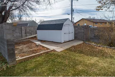 77 Circle Drive, La Junta, CO 81050 - Photo 7