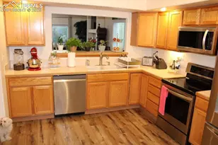 7137 Grand Prairie Dr, Colorado Springs, CO 80923 - Photo 7