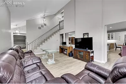 141 Miramar Drive, Colorado Springs, CO 80906 - Photo 9