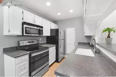 4529 Castlepoint Drive, Colorado Springs, CO 80917 - Photo 5