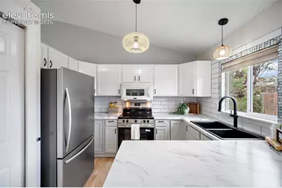 6356 Firestar Lane, Colorado Springs, CO 80918 - Photo 7