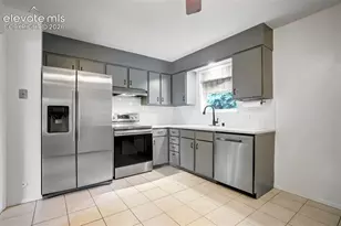 1022 Moffat Cir, Colorado Springs, CO 80915 - Photo 7