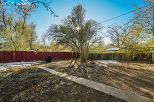 330 Columbine St, Fountain, CO 80817 - Photo 37