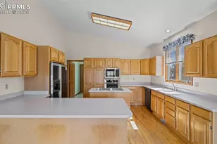775 Tamarron Dr, Colorado Springs, CO 80919 - Photo 25