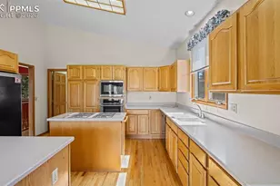 775 Tamarron Dr, Colorado Springs, CO 80919 - Photo 21