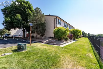 4505 Lamplighter Circle, Colorado Springs, CO 80916 - Photo 5