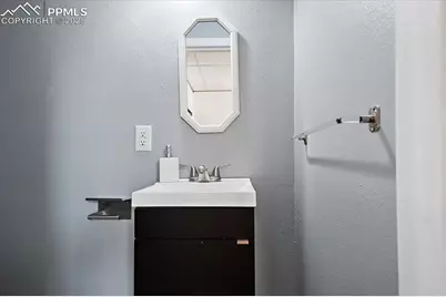 817 Grand Boulevard, Colorado Springs, CO 80911 - Photo 23
