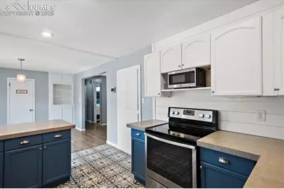 817 Grand Boulevard, Colorado Springs, CO 80911 - Photo 9