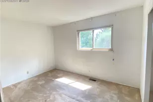 3670 Overton St, Colorado Springs, CO 80910 - Photo 9