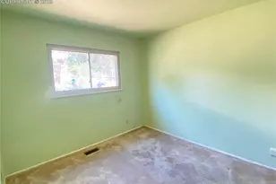 3670 Overton St, Colorado Springs, CO 80910 - Photo 7