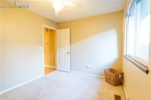 961 Columbine Ave, Colorado Springs, CO 80904 - Photo 33