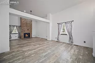 6185 Hearth Ct, Colorado Springs, CO 80922 - Photo 9