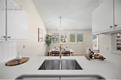 581 Observatory Drive, Colorado Springs, CO 80904 - Photo 15