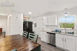 1523 Fountain St, Colorado Springs, CO 80910 - Photo 5