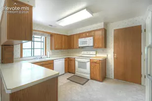 3007 Chelton Dr, Colorado Springs, CO 80909 - Photo 9