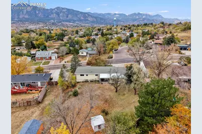 609 Crestridge Avenue, Colorado Springs, CO 80906 - Photo 31