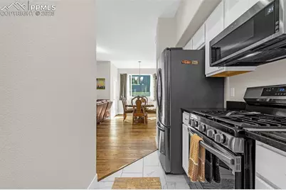 560 E Grace Avenue, Woodland Park, CO 80863 - Photo 9