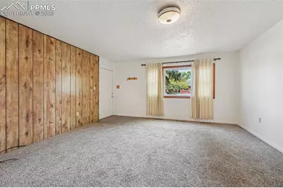 323 Maplewood Drive, Colorado Springs, CO 80907 - Photo 5