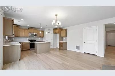 8567 Besson Court, Colorado Springs, CO 80925 - Photo 13