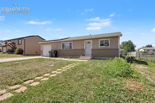 2610 Glenwood Dr, Colorado Springs, CO 80906 - Photo 3
