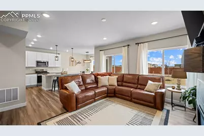 10727 Rolling Peaks Drive, Peyton, CO 80831 - Photo 17