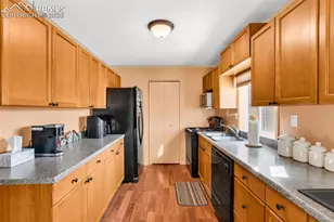 555 D St, Penrose, CO 81240 - Photo 17