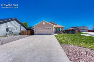 7647 Sailwind Dr, Colorado Springs, CO 80925 - Photo 41