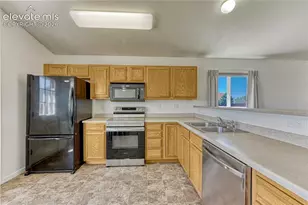 7647 Sailwind Dr, Colorado Springs, CO 80925 - Photo 7