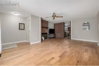 406 Valley Hi Circle #B, Colorado Springs, CO 80910 - Photo 11