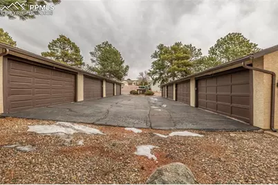 406 Valley Hi Circle #B, Colorado Springs, CO 80910 - Photo 35